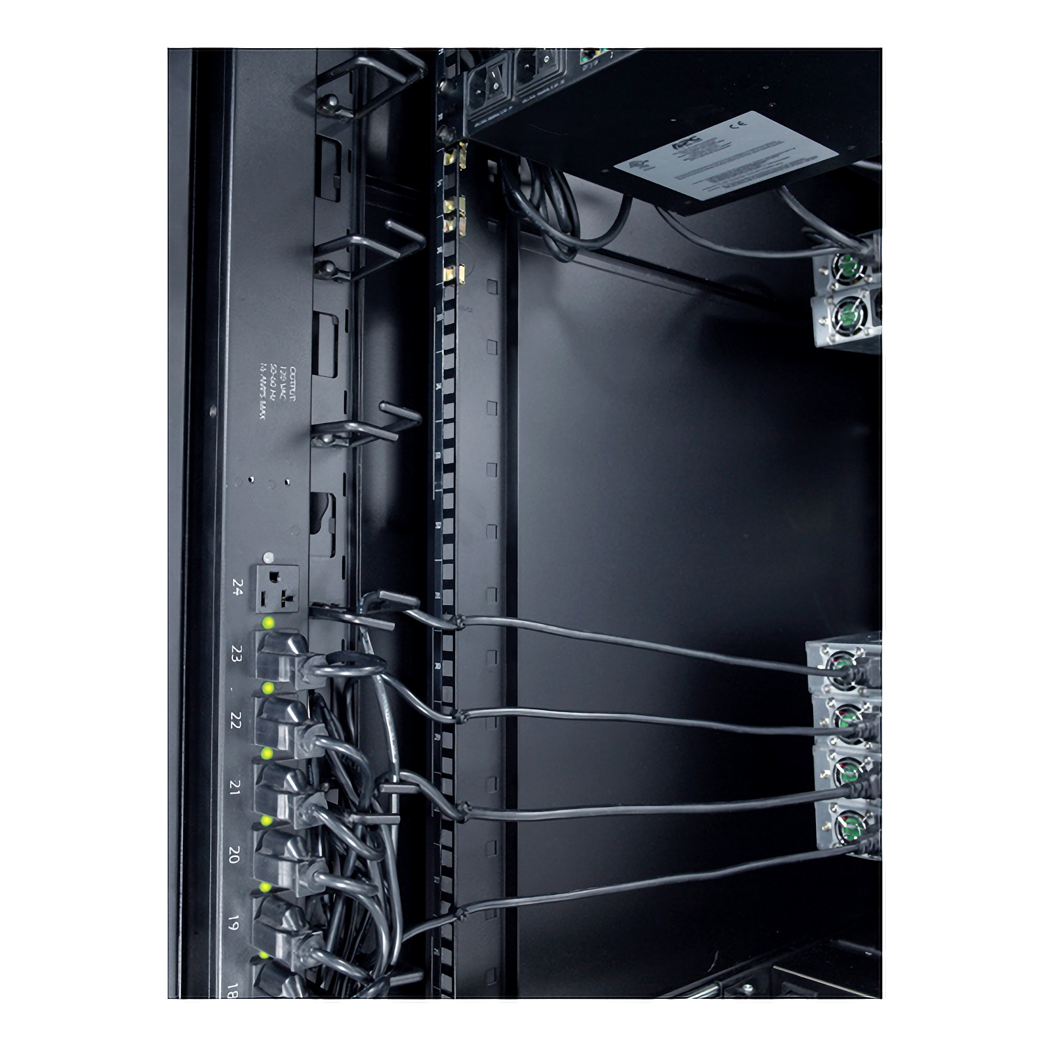 AR8442 Vertical Cable Organizer, 8 Cable Rings, Zero U